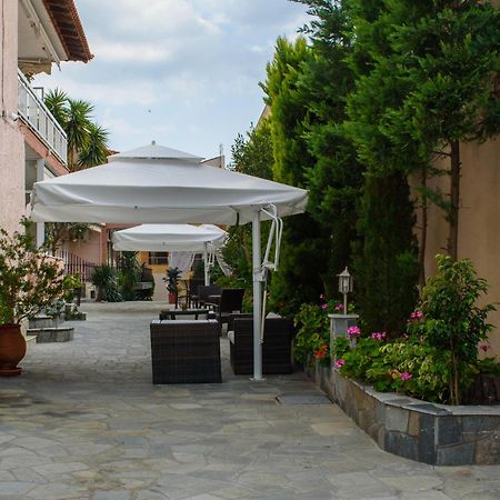 Jolandas House Торони Екстериор снимка