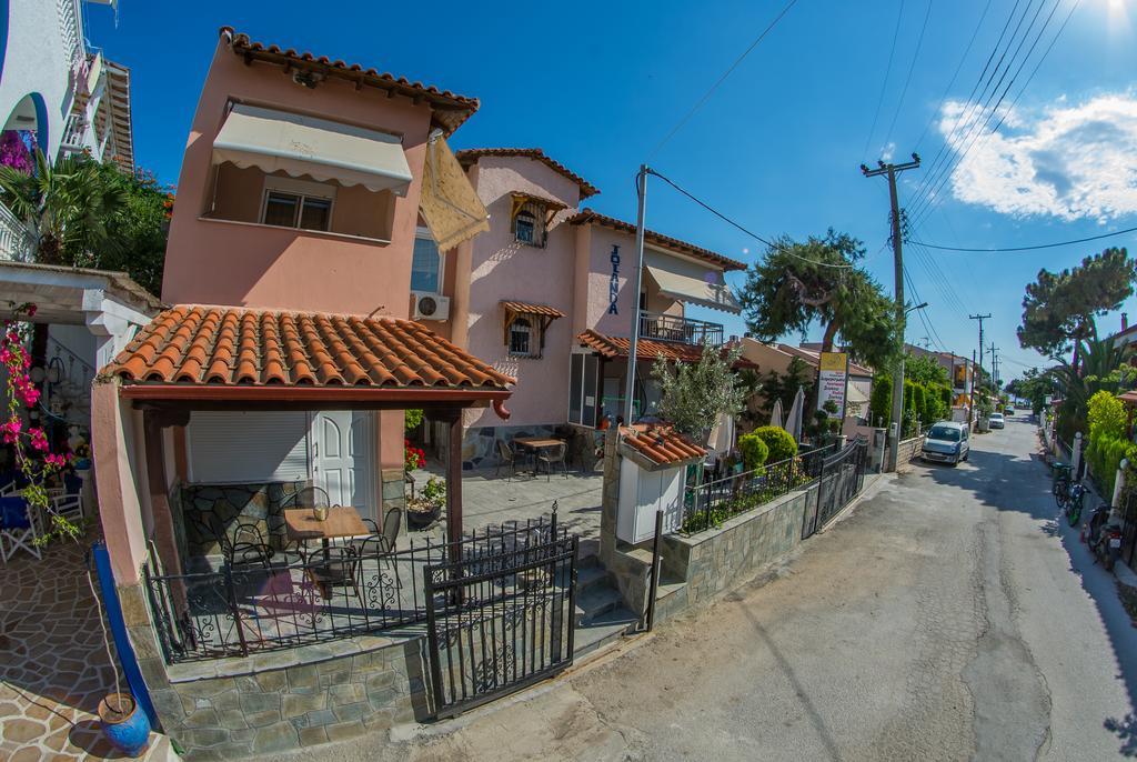 Jolandas House Торони Екстериор снимка